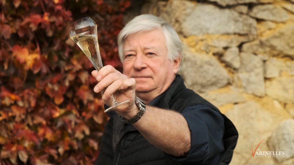 dégustation du Crémant Blanc de Loire du domaine des Varinelles